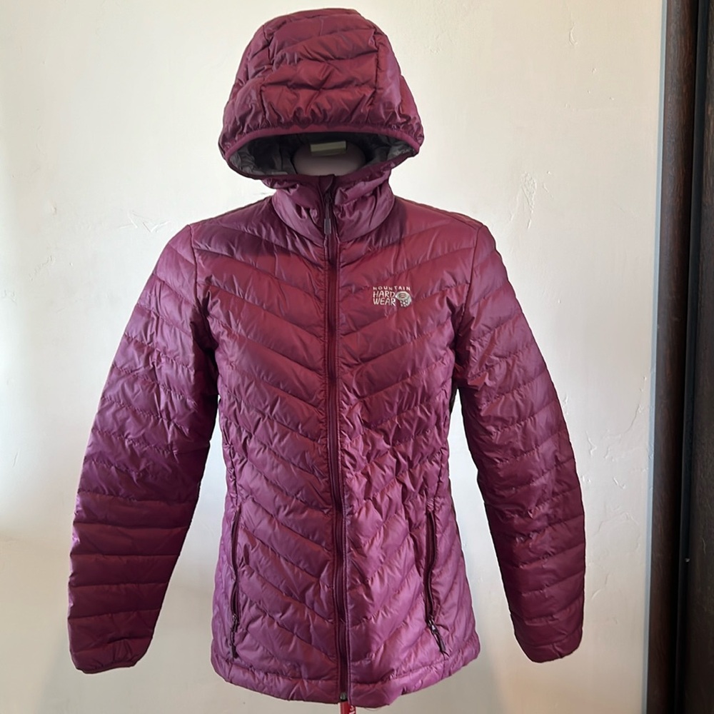 Mountain Hardwear  Hoody Down Jacket (M)-New never worn.